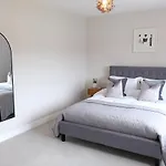 Chaloners, Free Parking, Large Garden, Close To York Races & City Centre