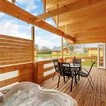 Holly Tree Lodges