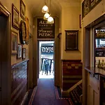 Minster Inn Apartment