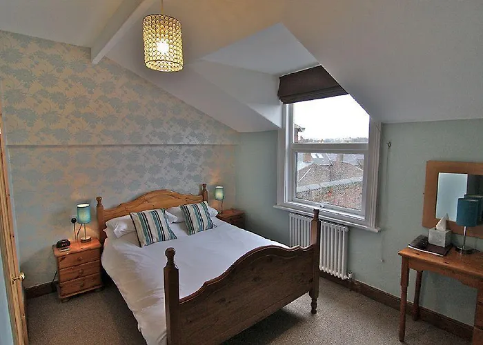 Warrens Guest House