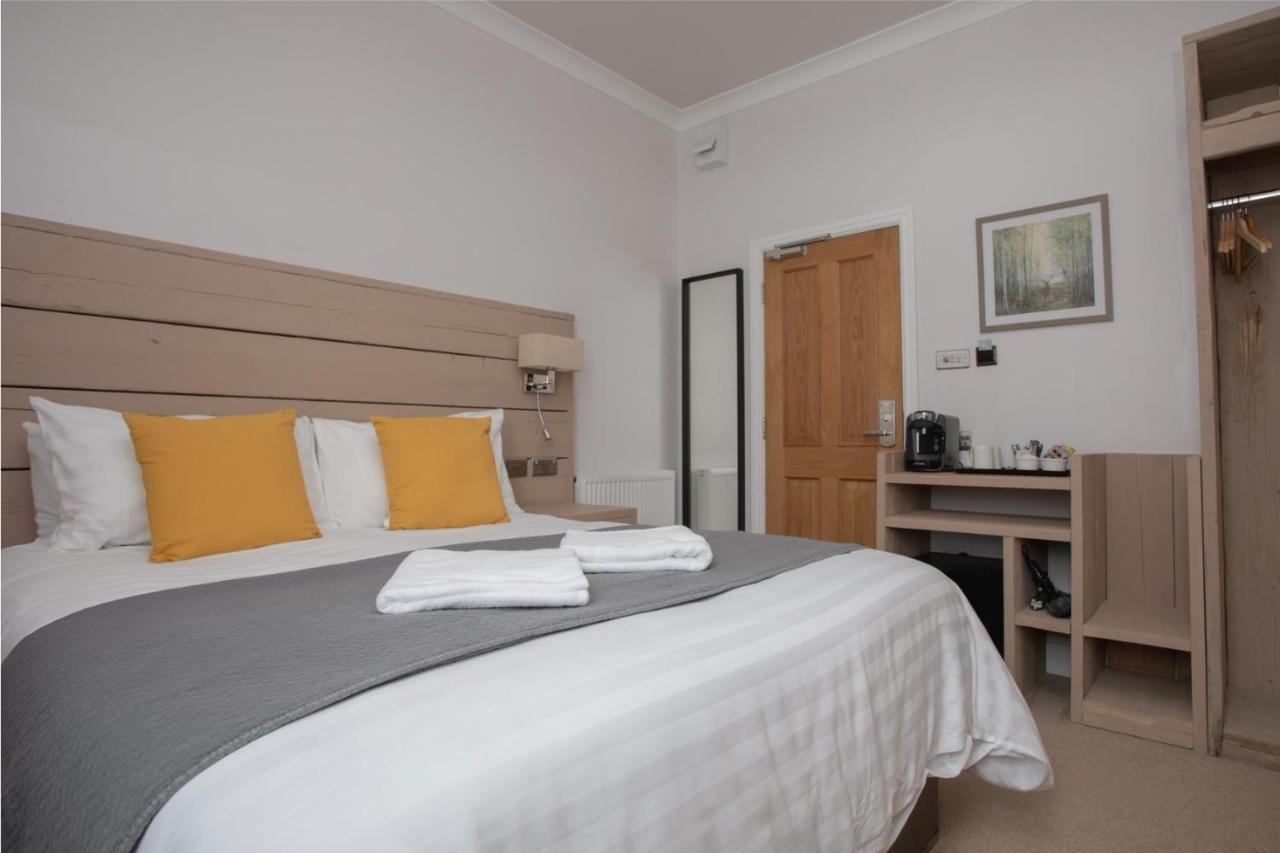 The Vanguard - Private Guest house