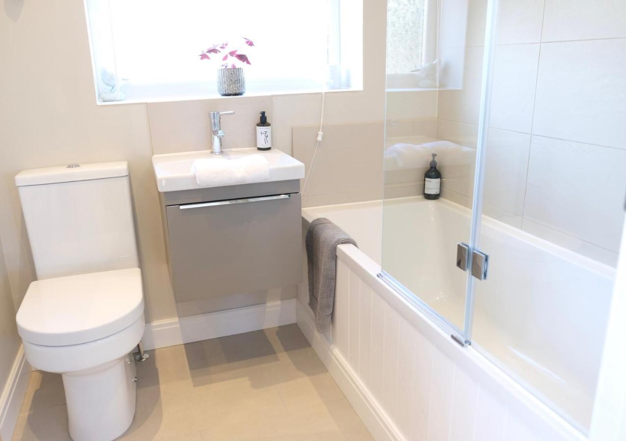 Chaloners, Free Parking, Large Garden, Close To Races & Centre *