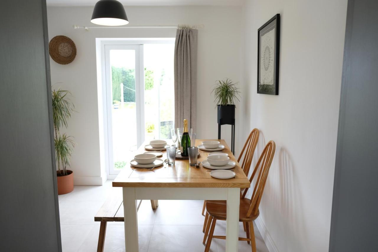 Holiday home Chaloners, Free Parking, Large Garden, Close To Races & Centre *