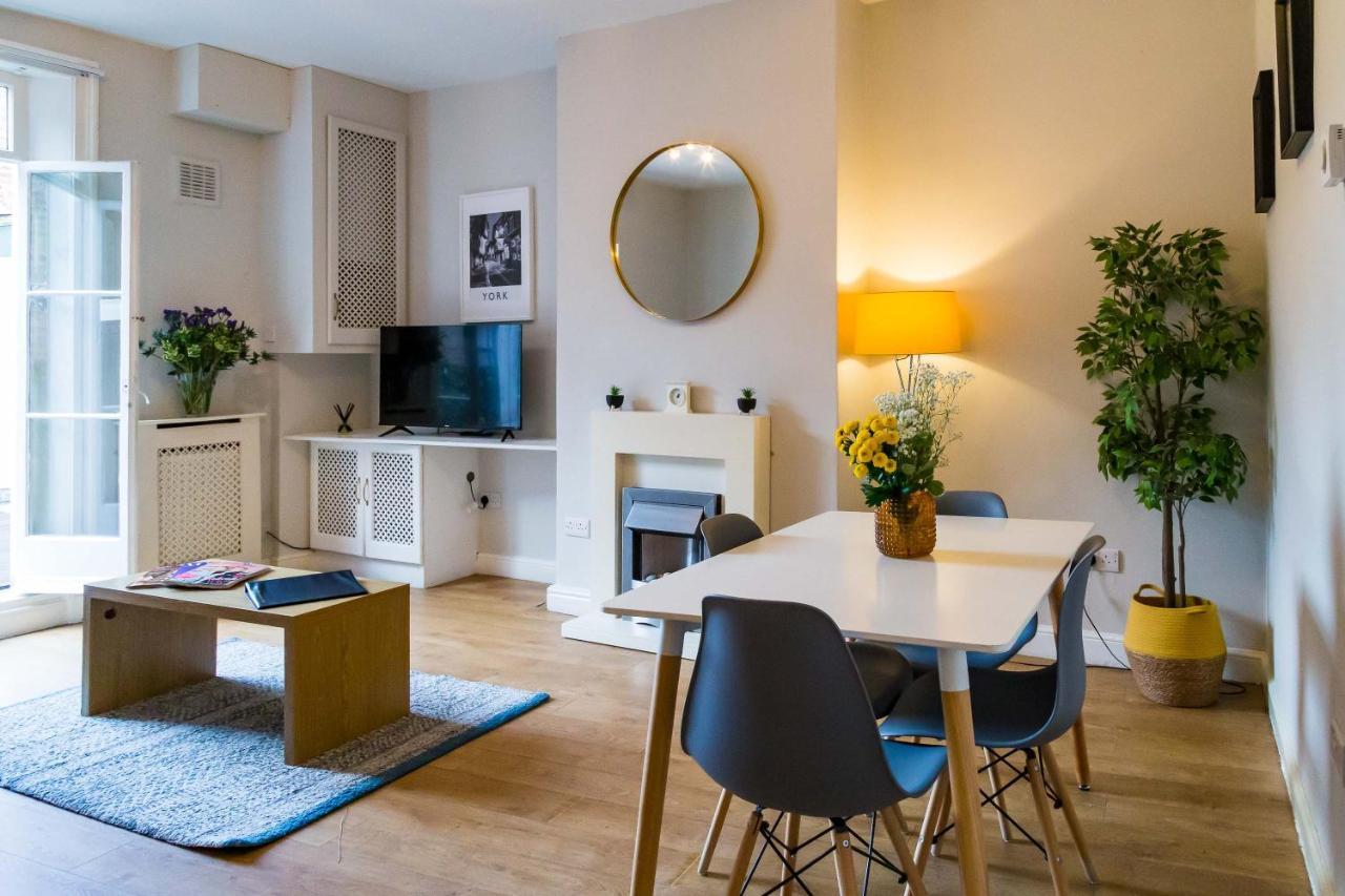 Goodramgate Aparthotel