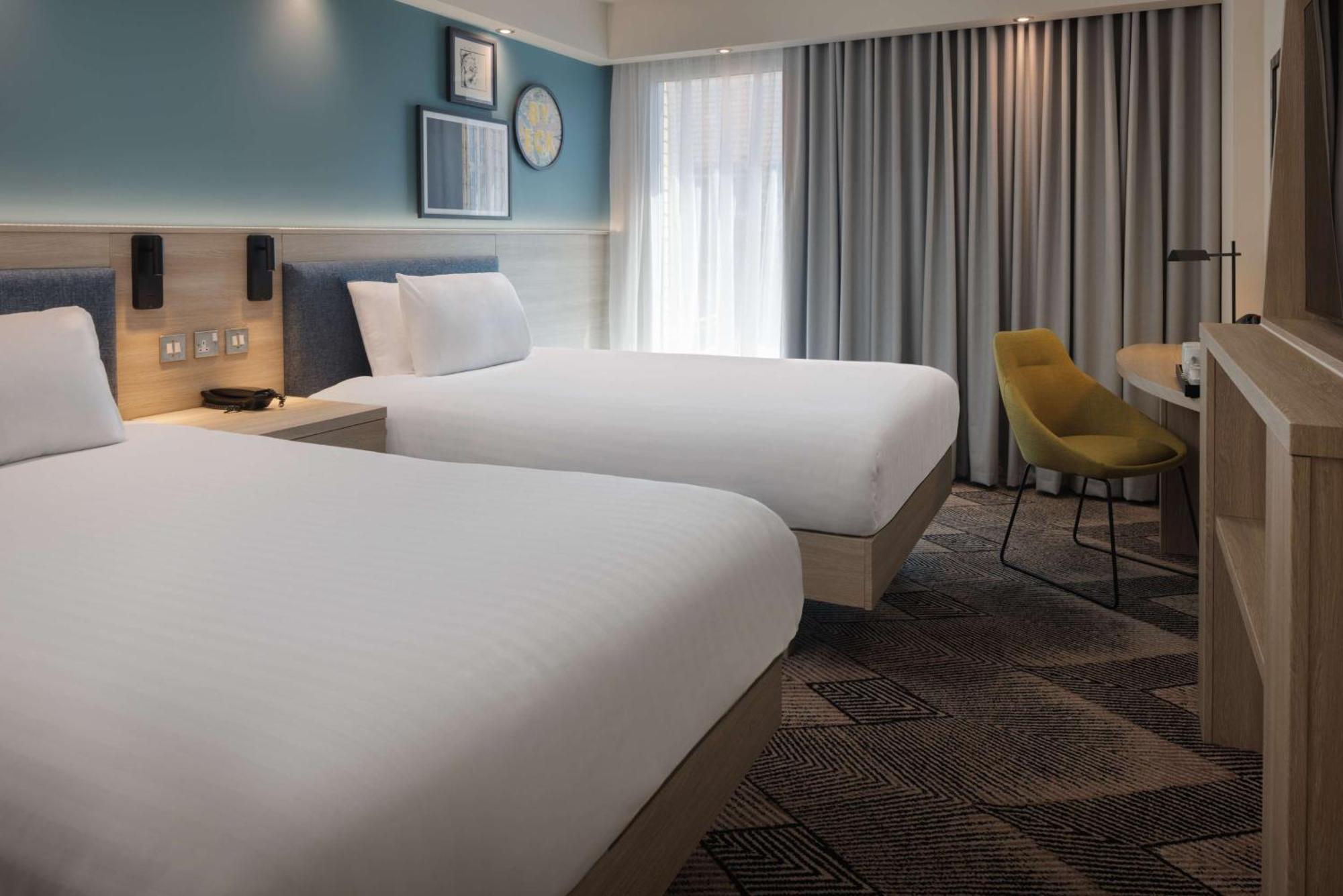 Hampton By Hilton Hotel