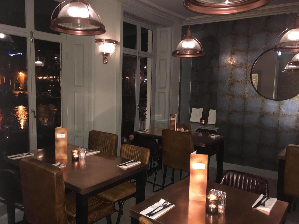Lil's Bar And Bistro York