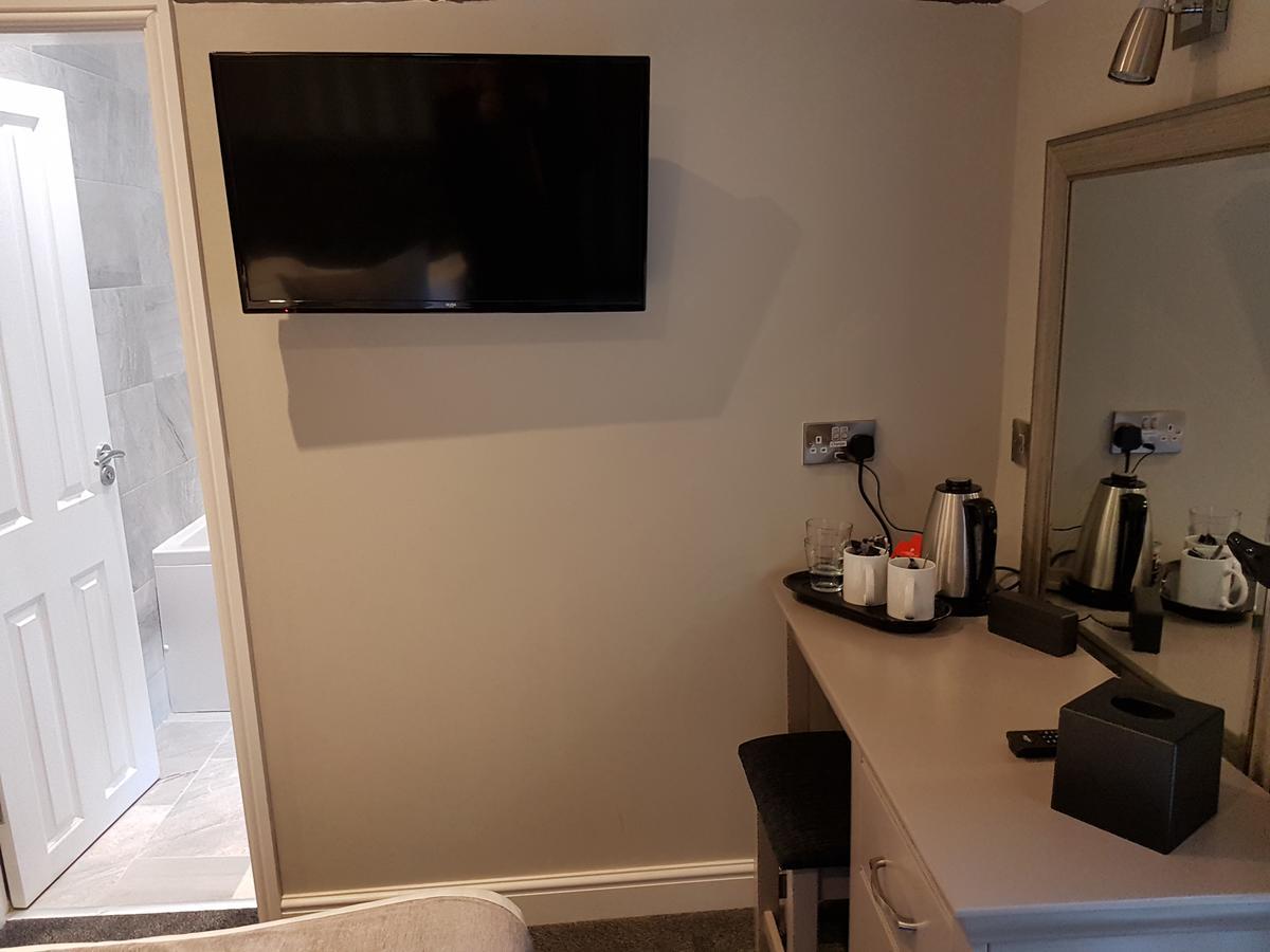 Lil's Bar And Bistro Guest house York