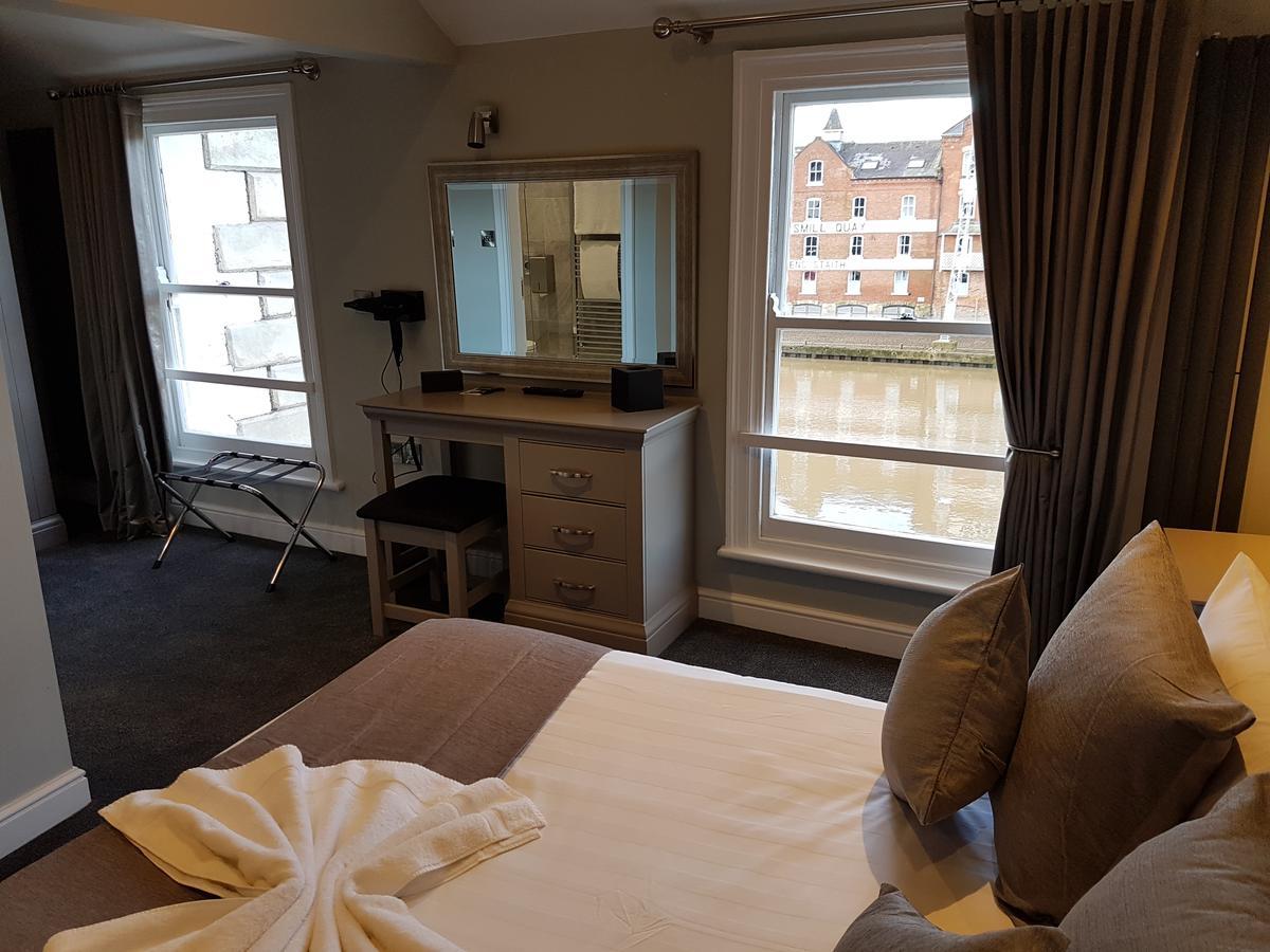 Lil's Bar And Bistro Guest house 3*