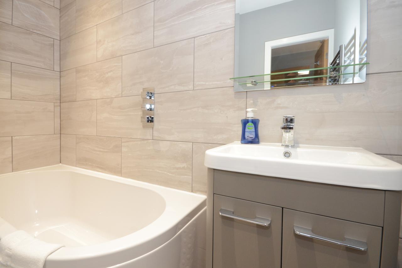 Froghall Luxury Suites- Close To City Centre- Free Parking *