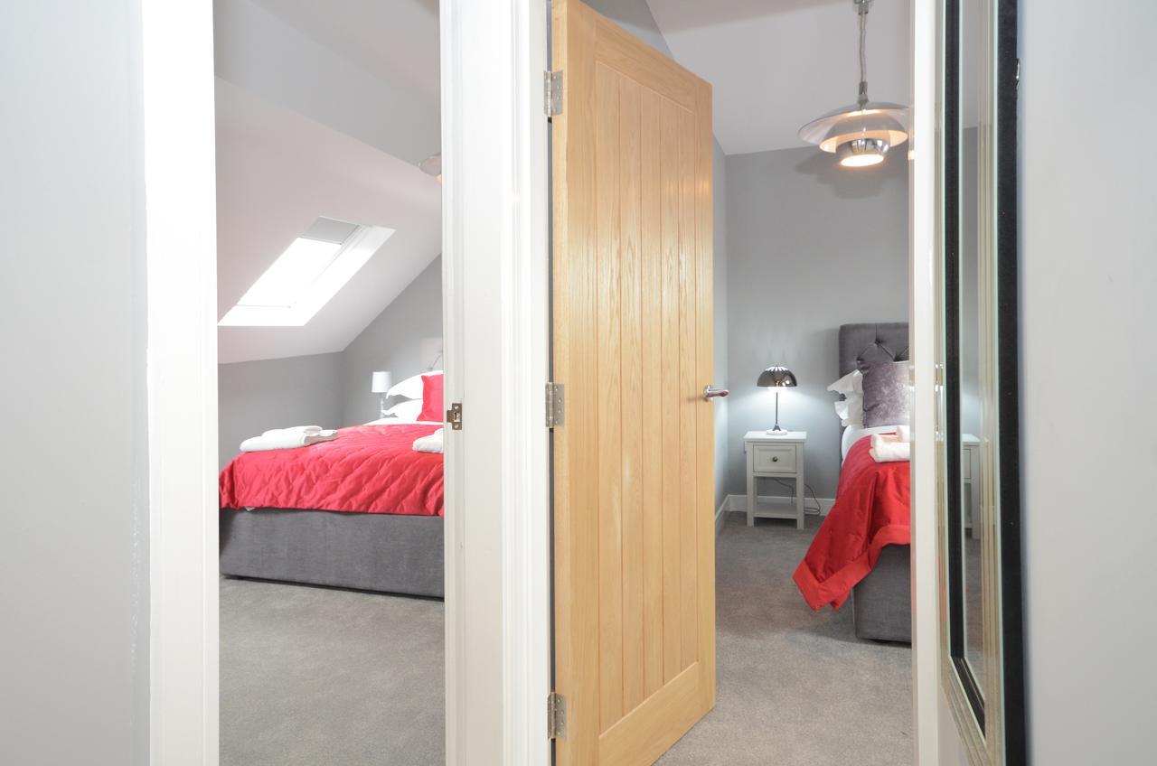 Apartment Froghall Luxury Suites- Close To City Centre- Free Parking