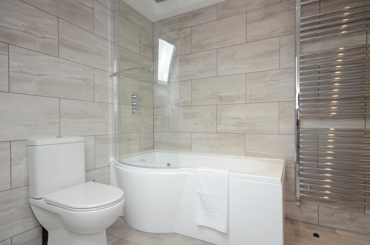 Froghall Luxury Suites- Close To City Centre- Free Parking