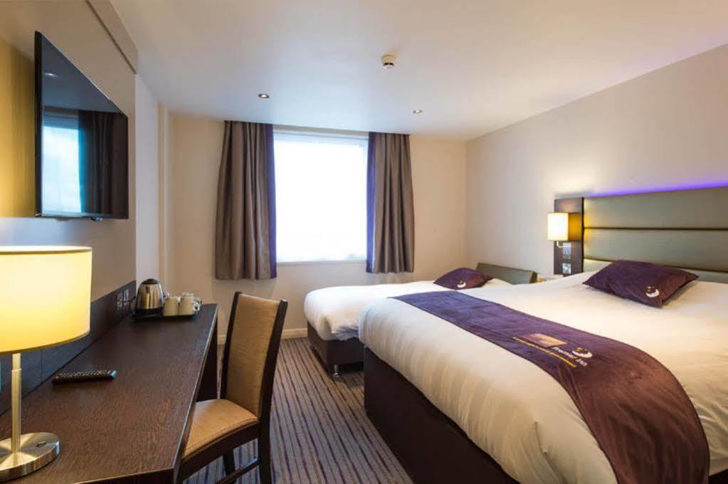 Premier York South West 3* York