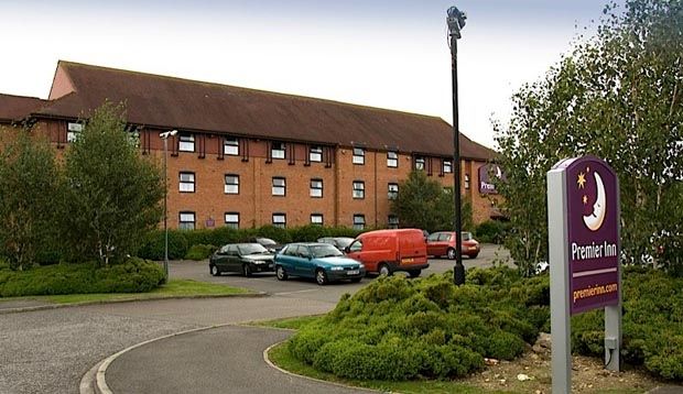 Premier York South West Hotel 3*