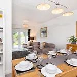 Woodlea House With Hot Tub With Free Parking