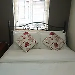 Victoria Cloisters Apartments