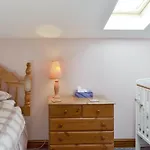Little Barn - 16438