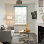 The Falcon - Apartment 11