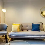 48 Cocoa Suites