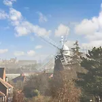 Windmill View Loft Apartment