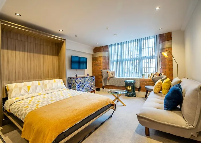 48 Cocoa Suites