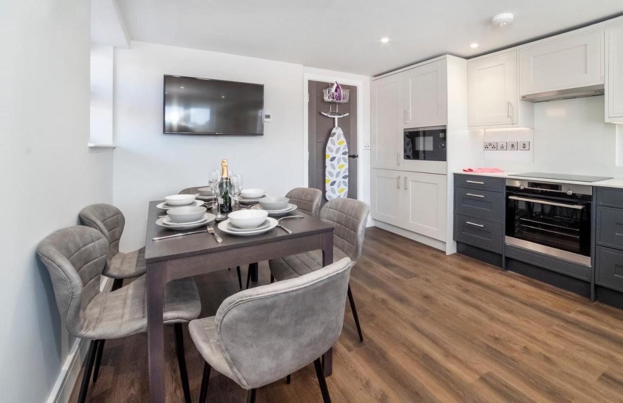 The Old Luxury Apartment