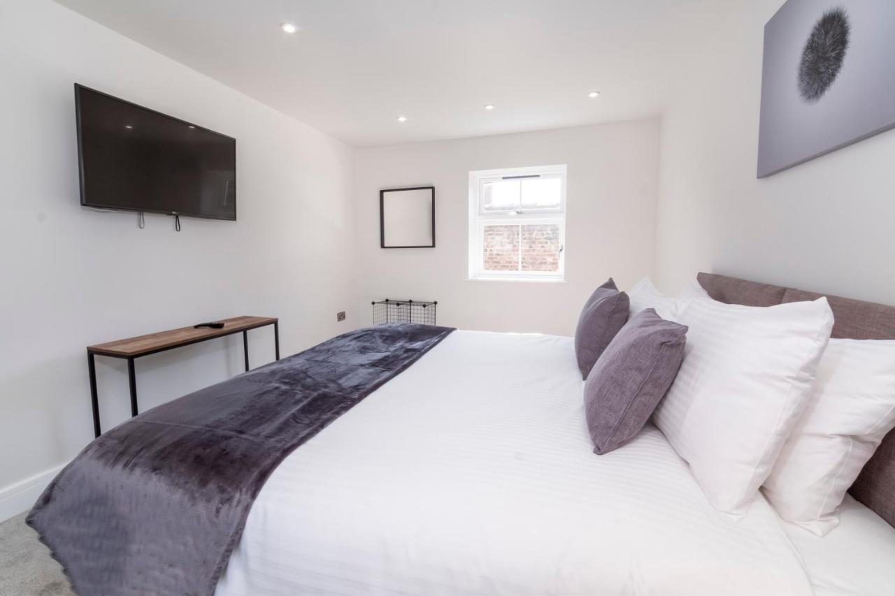 The Old Luxury * York