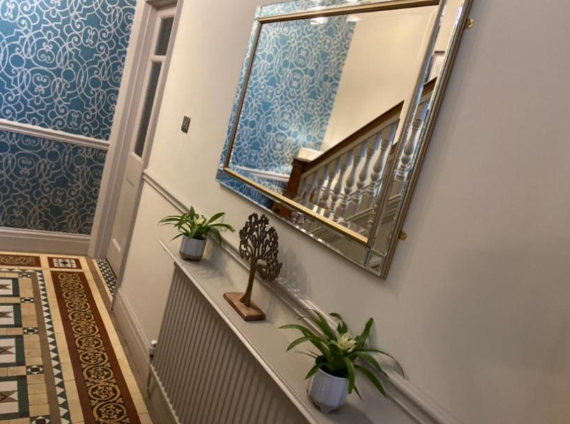 Bed & Breakfast Ashbourne House