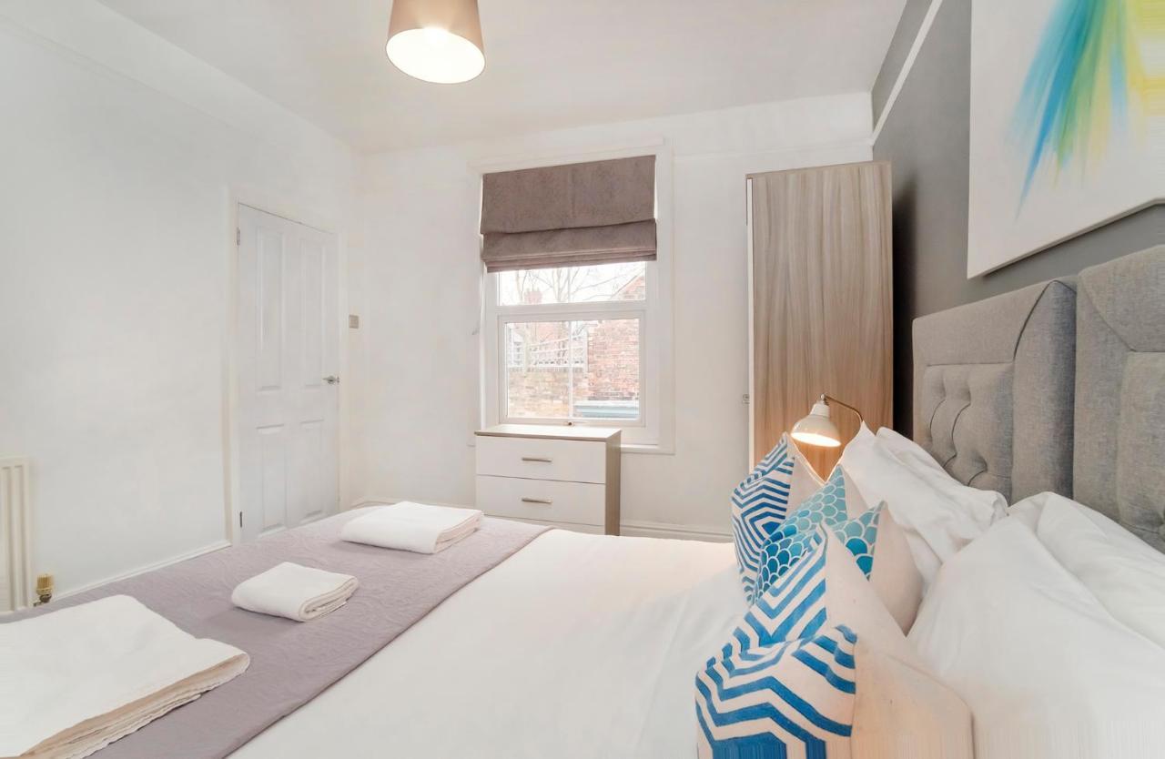 The Mount Hideaway With Hot Tub York