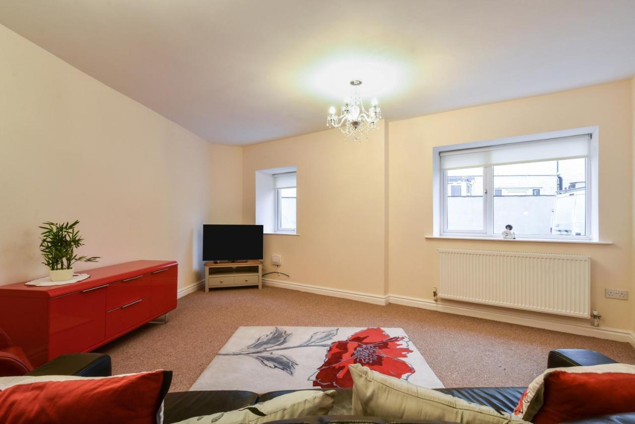 Holiday home The Ascot -free On Site Parking