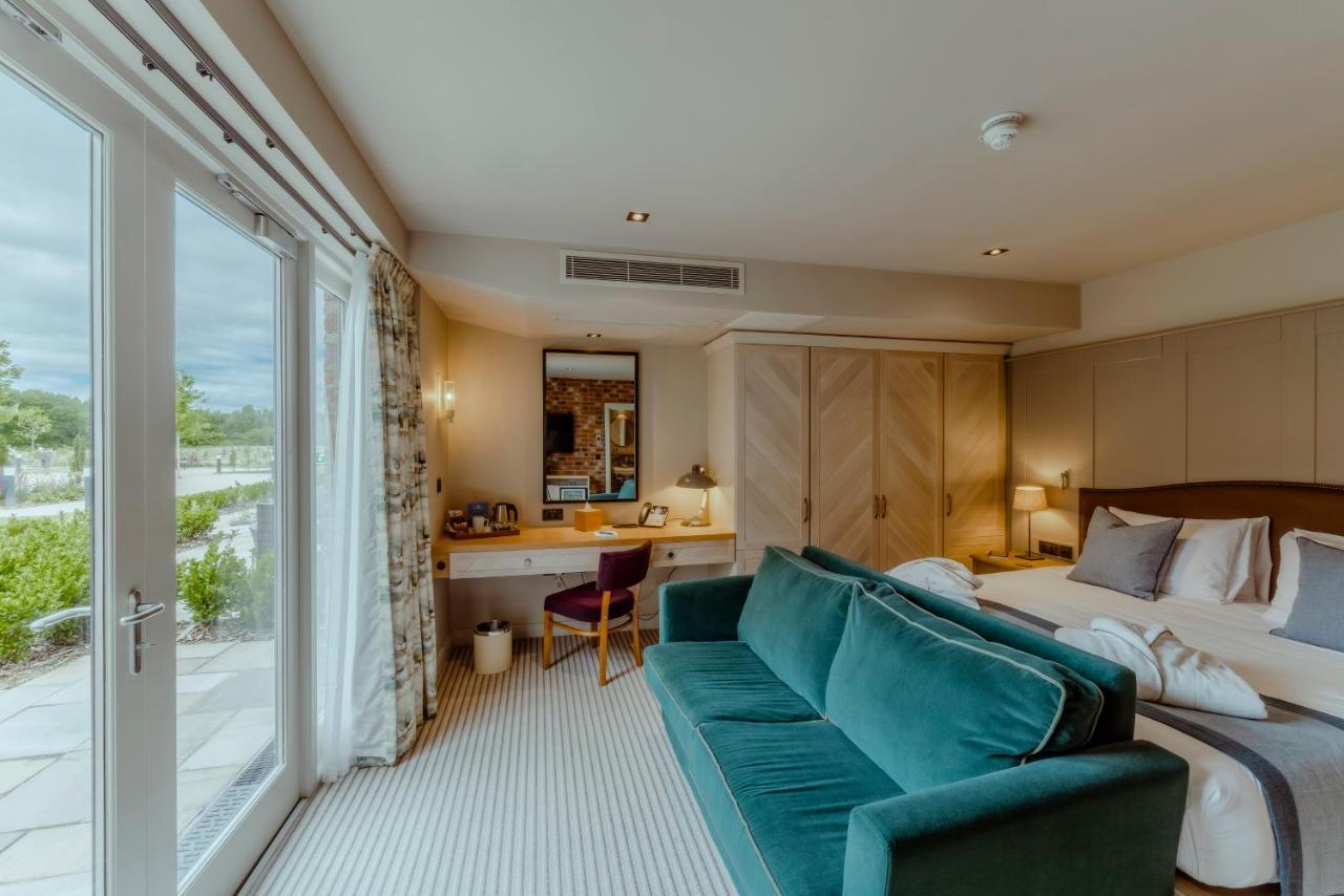 Sandburn Hall 4*