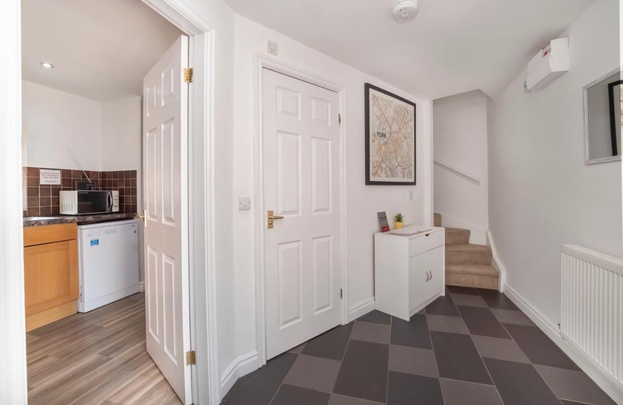 Holiday home 1 Ascot Mews - City Of York Holiday Home York
