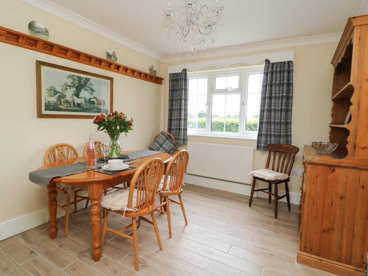 Holiday home 2 Crosslands *