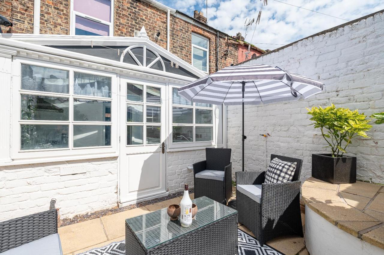 Bartley Central, Walking Distance To *