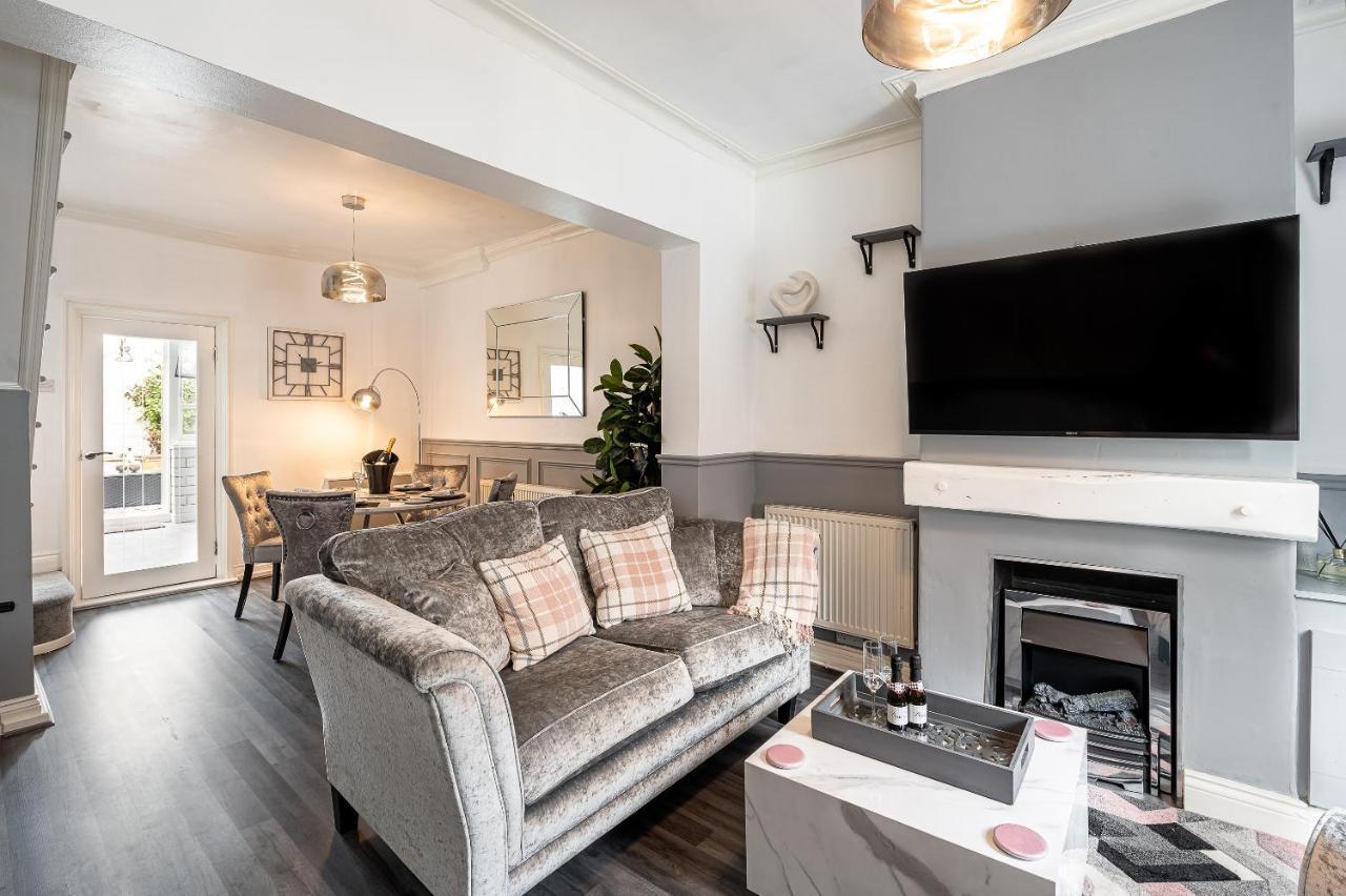 Bartley Central, Walking Distance To Holiday home York