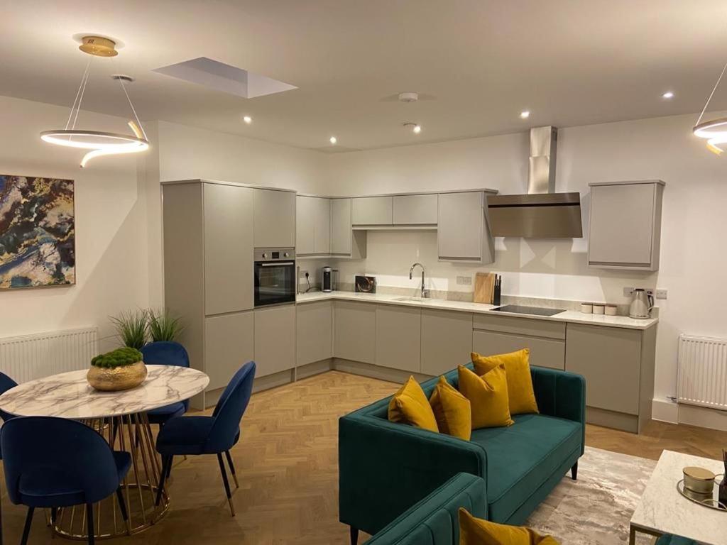 11 Penthouse 2 Bedrooms, Sleeps 4 Holiday home *
