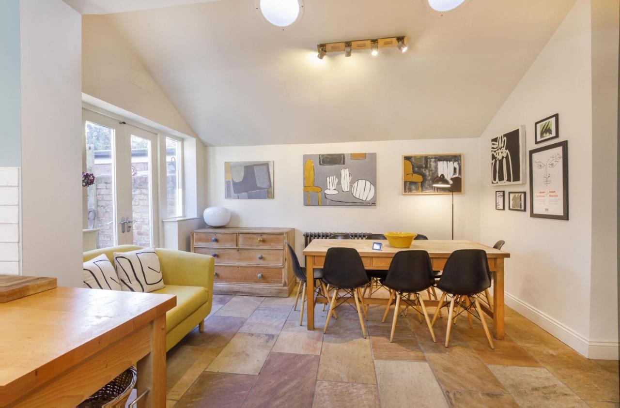 37 Belle Vue Holiday home *