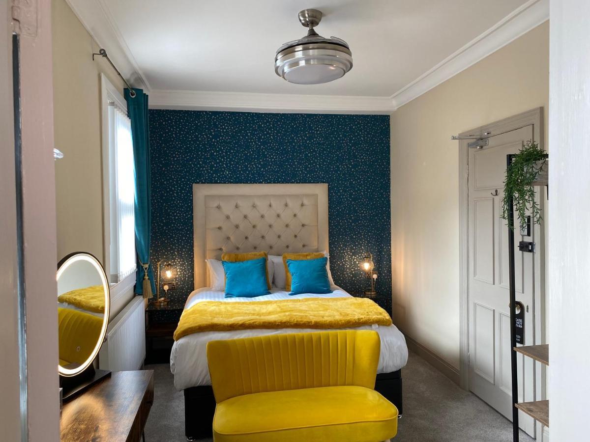 Ashbourne House Bed & Breakfast