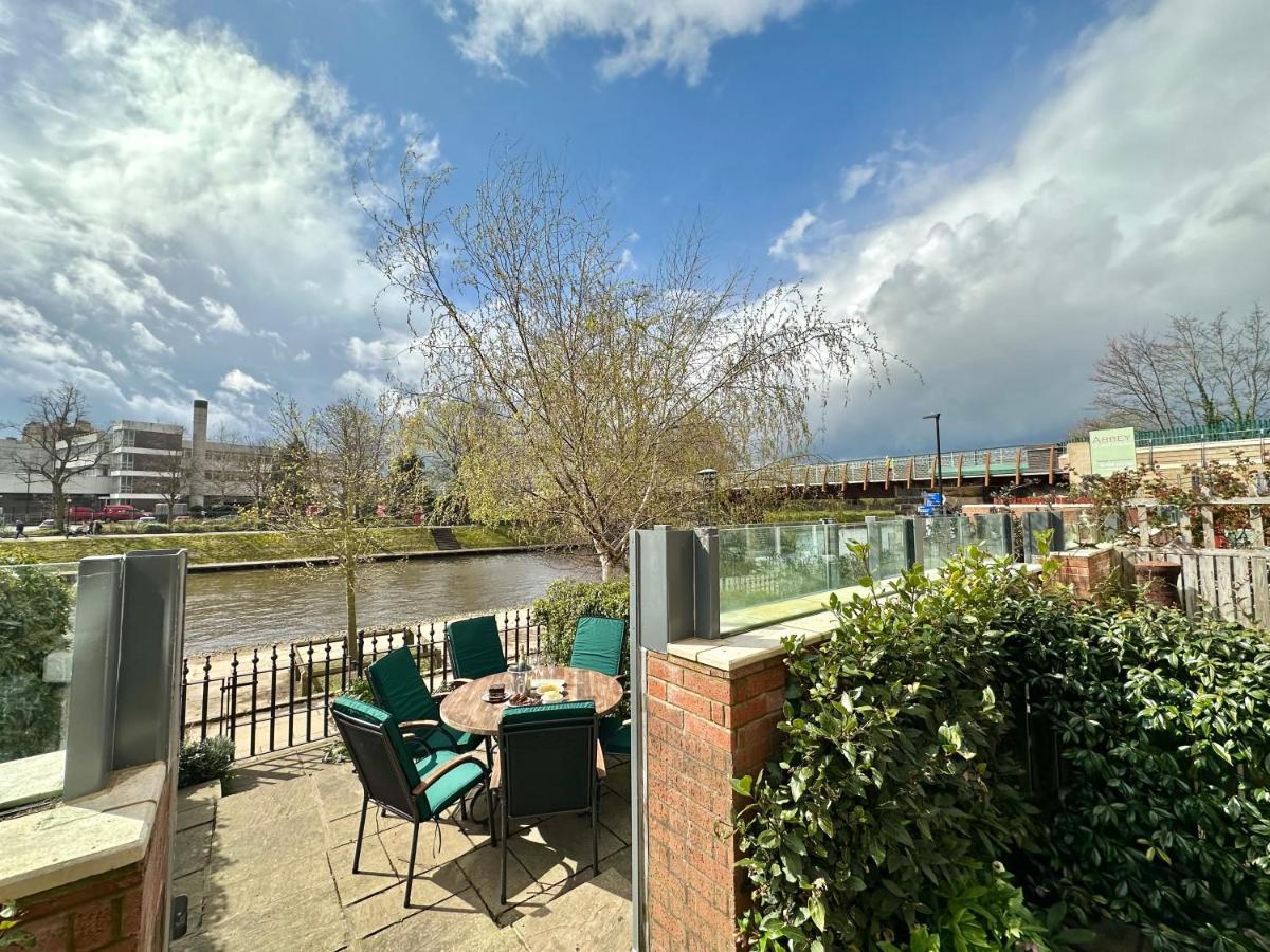 Holiday home Riverside House - With Parking *