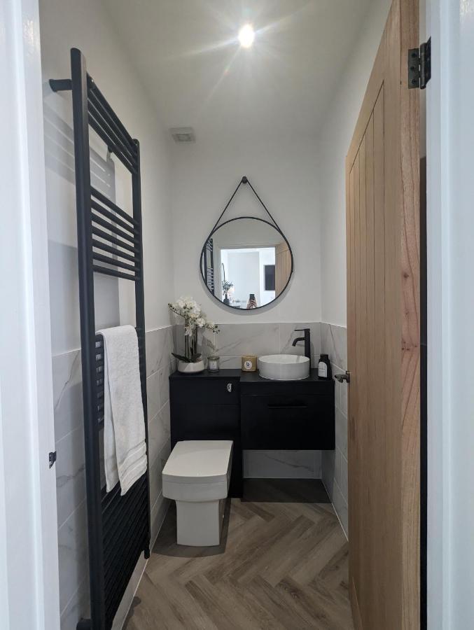 Homestay 2 X Double - 2 X Free Off Street Parking Spaces *