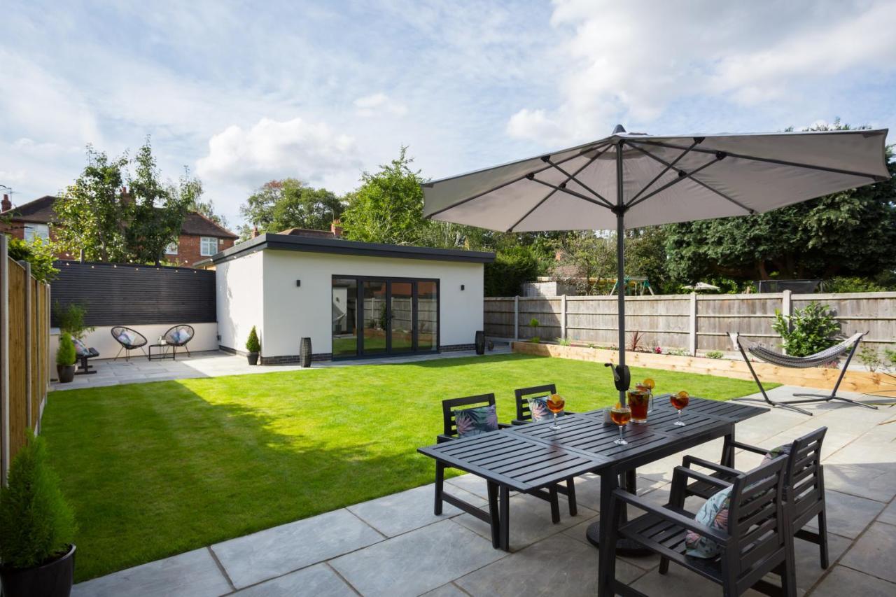 Homestay 2 X Double - 2 X Free Off Street Parking Spaces York