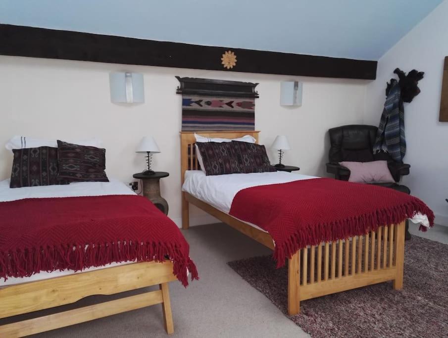 Spacious Loft Centre Apartment York