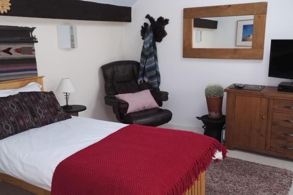 Spacious Loft Centre York