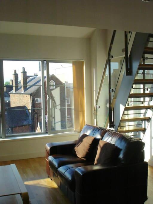 Spacious Loft Centre *
