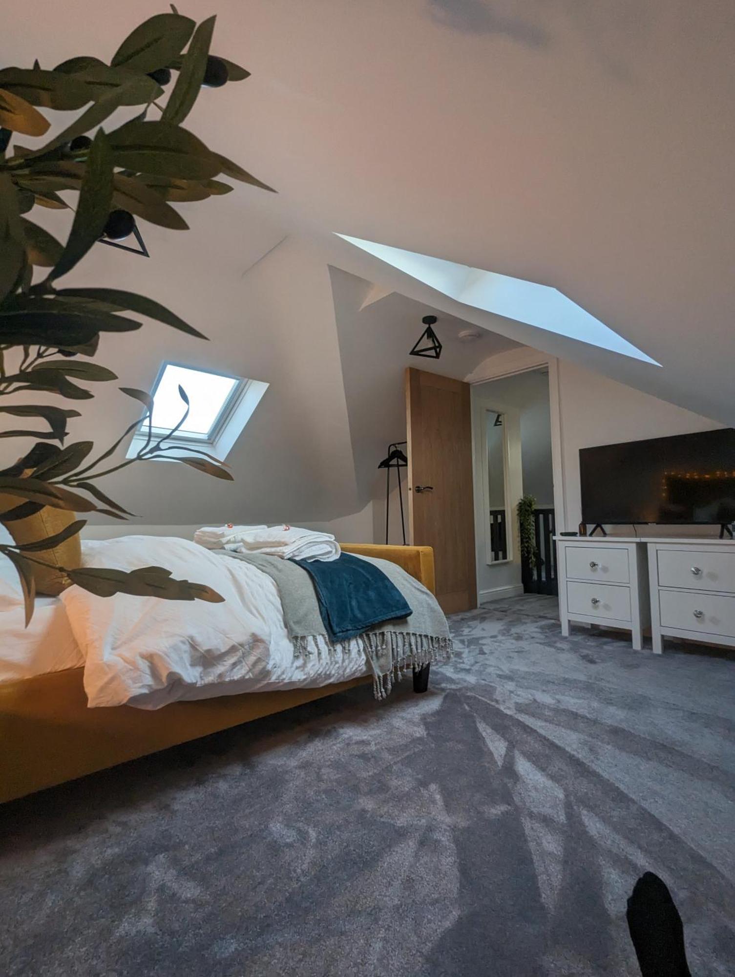 Homestay 2 X Double - 2 X Free Off Street Parking Spaces York