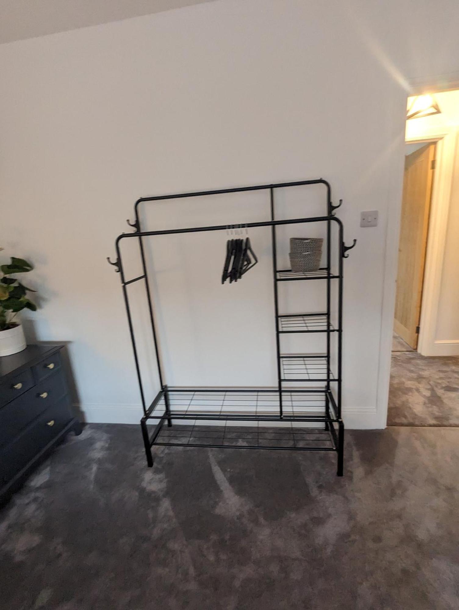 2 X Double - 2 X Free Off Street Parking Spaces Homestay