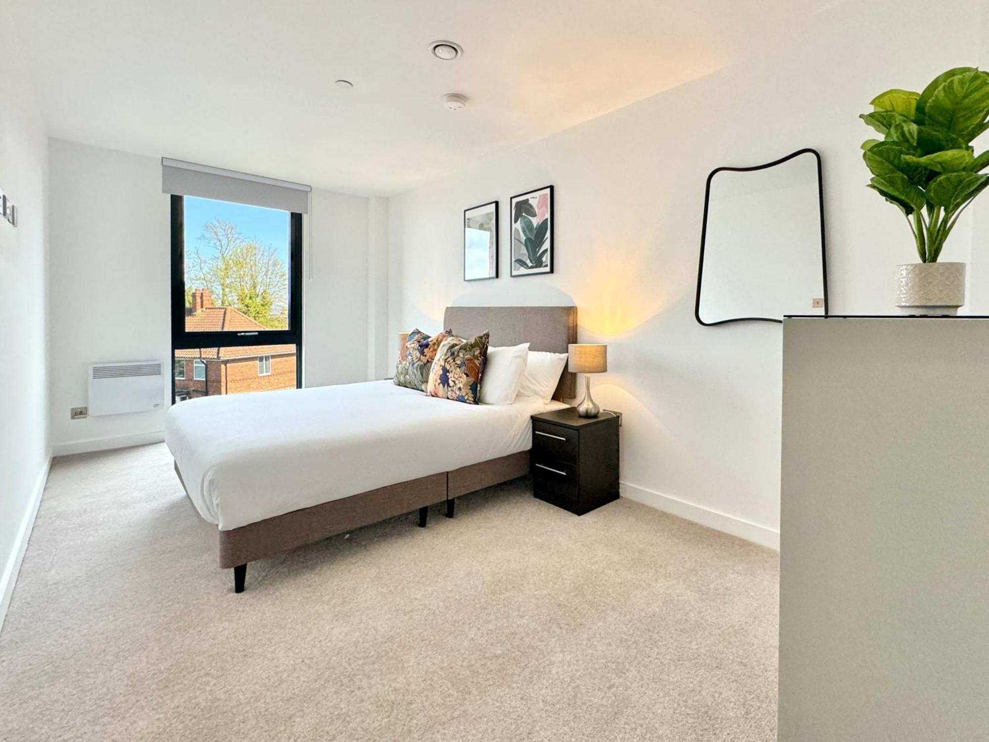 42 Citygate Apartment *