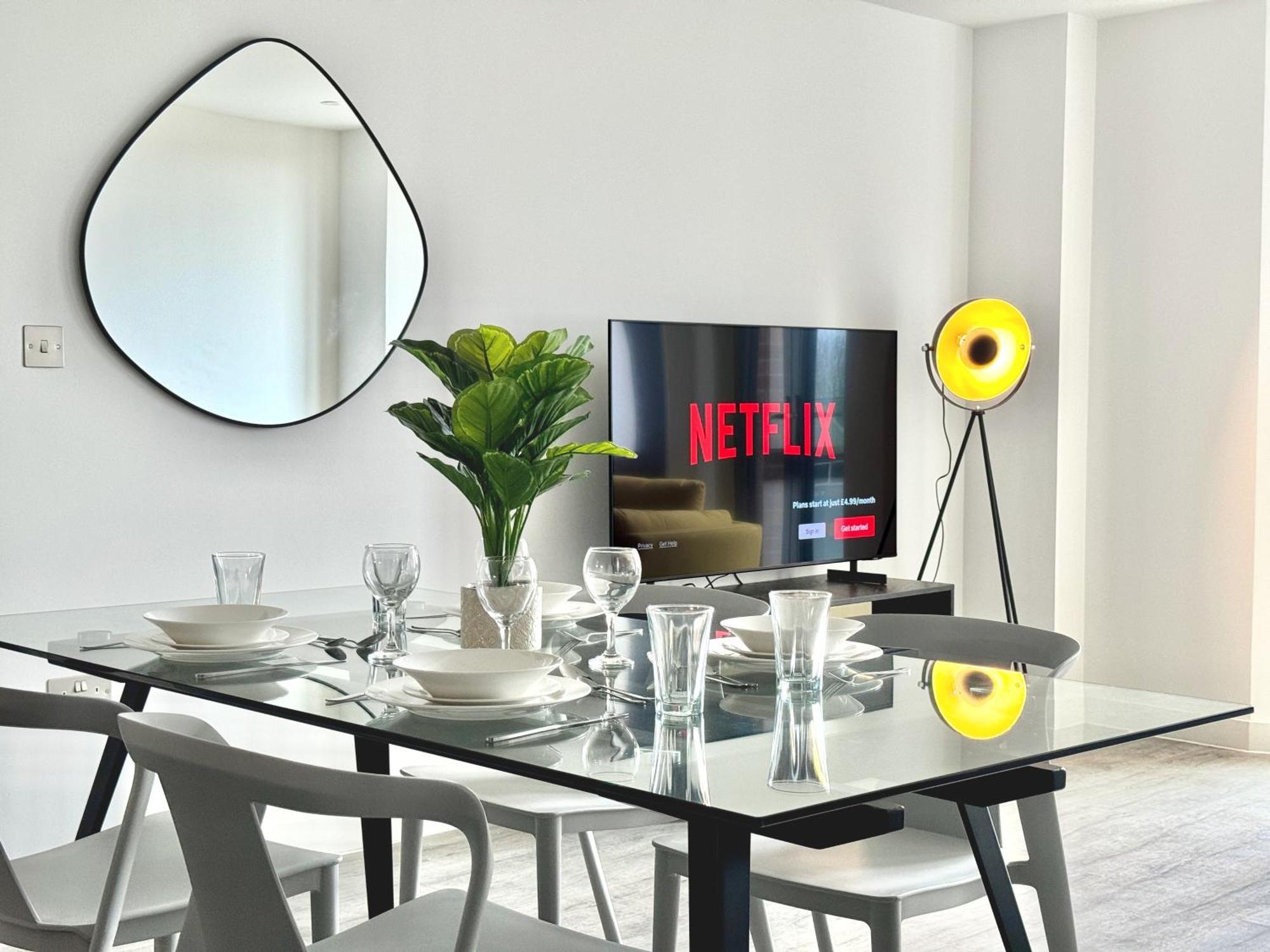 42 Citygate Apartment *