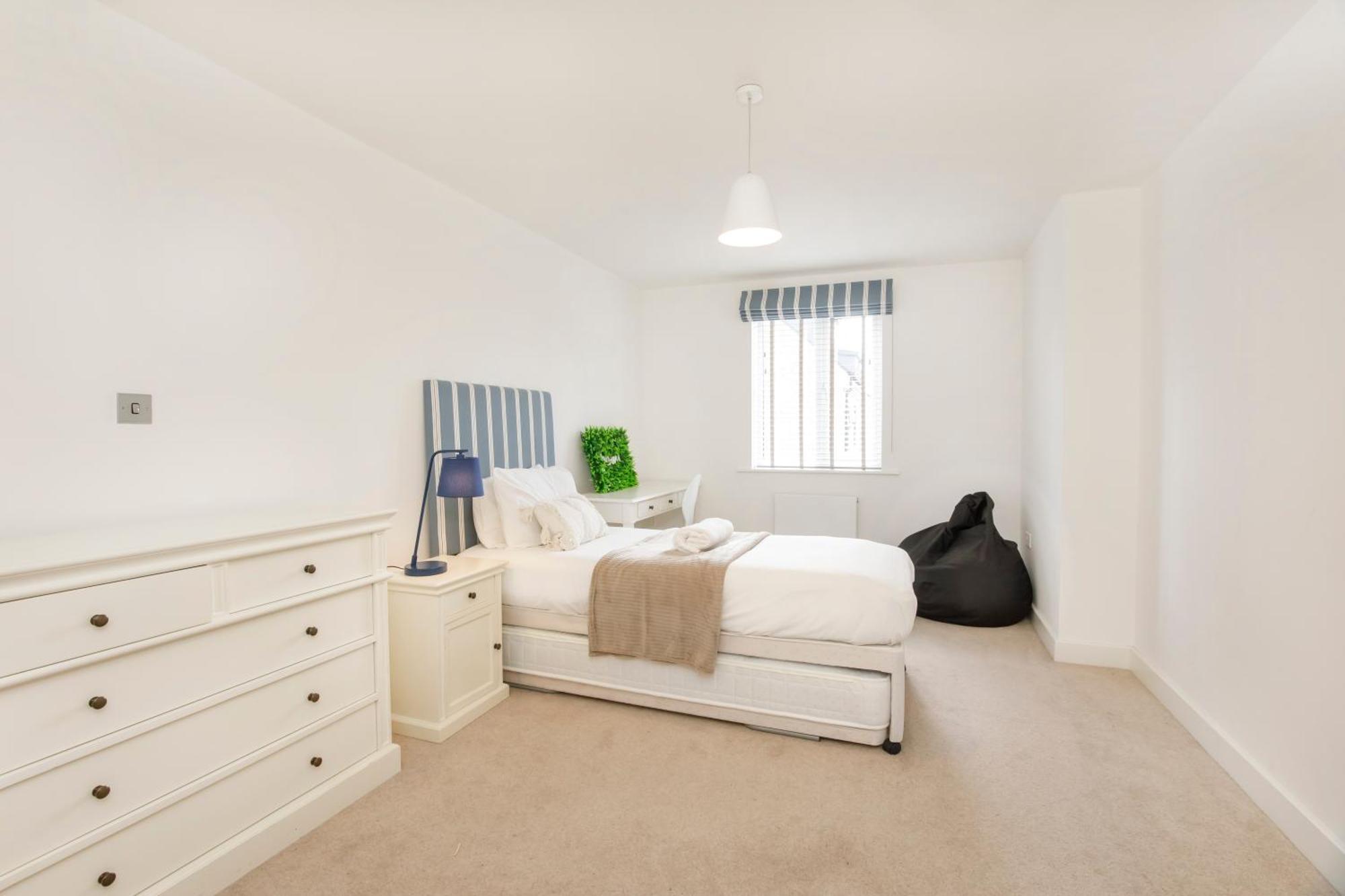 Mount Vale 4 Bedroom Luxury & Free Parking York