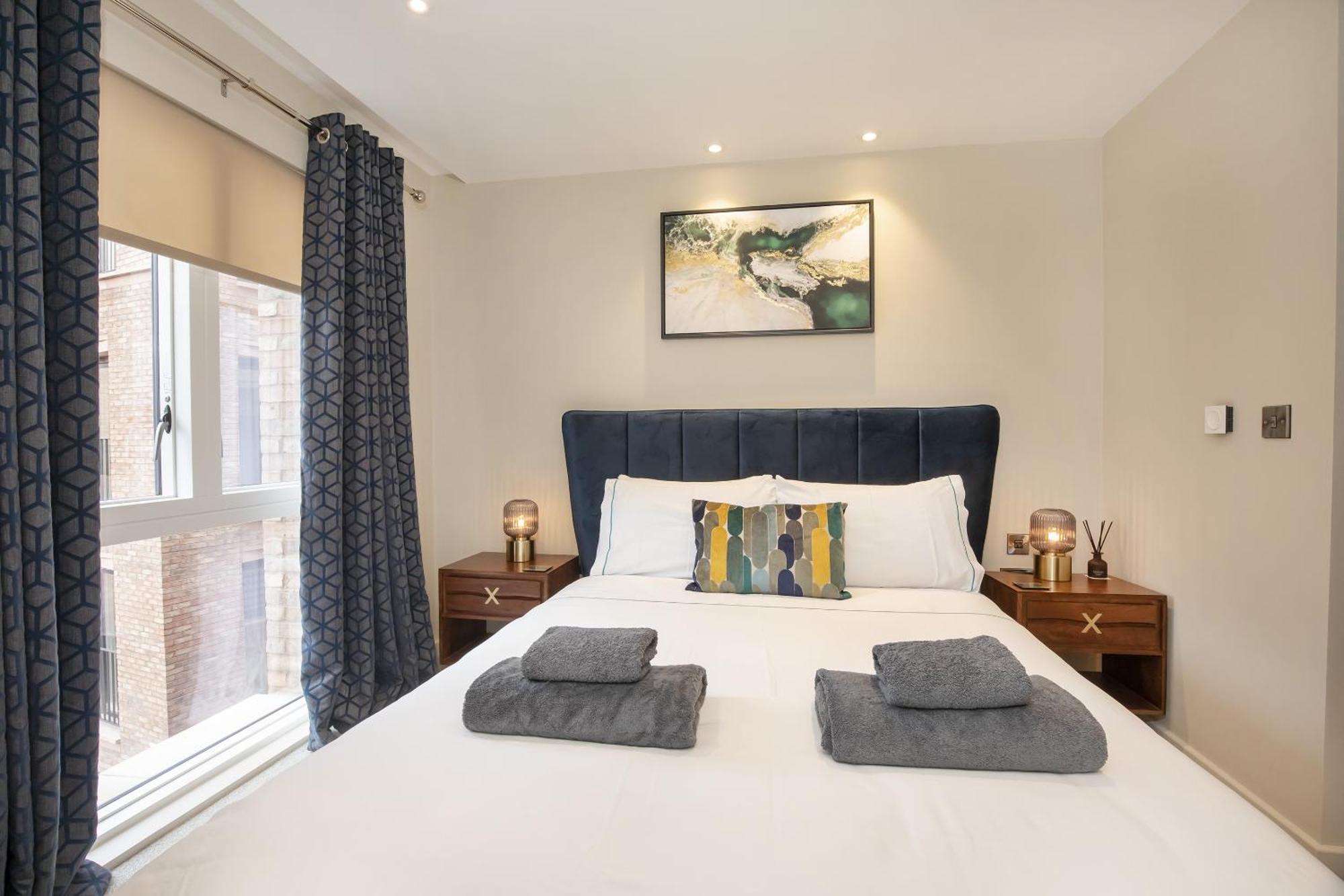 No 1, Within The Walls, Free Parking Apartment