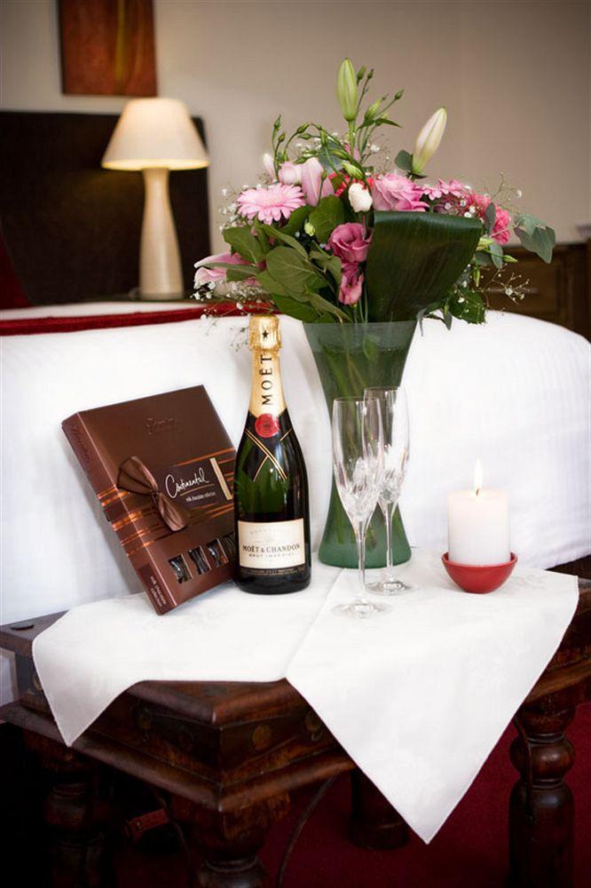 Ashbourne House 4*